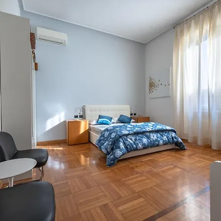 Апартаменты The Art Gallery *