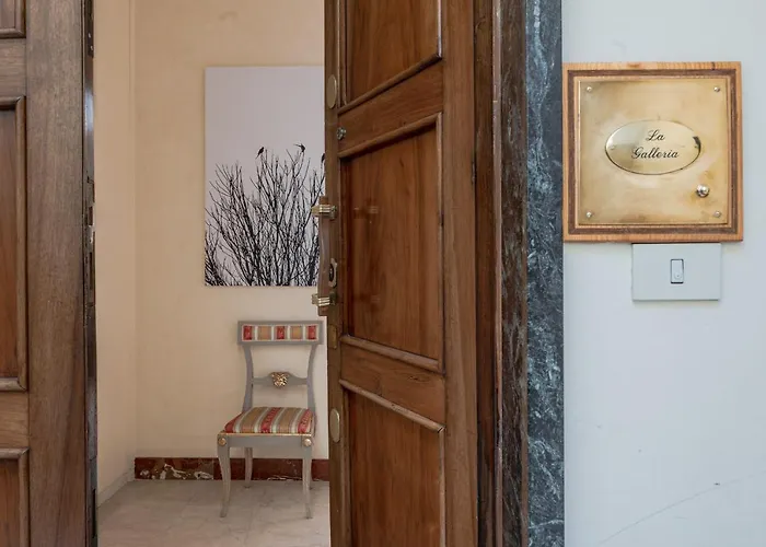 The Art Gallery Apartament *